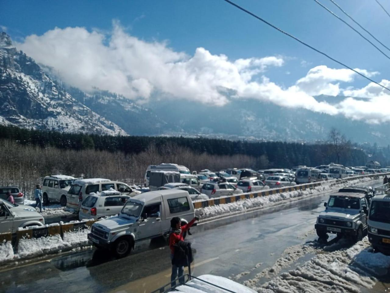 Hotel Neelam Manali Near Volvo Bus Stand Manali Εξωτερικό φωτογραφία