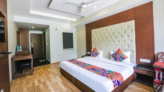 Hotel Neelam Manali Near Volvo Bus Stand Manali Εξωτερικό φωτογραφία